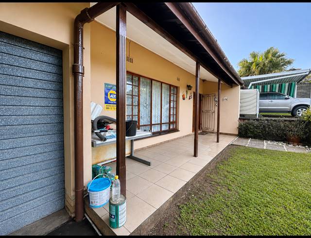 3 BEDROOM FREESTANDING FOR SALE IN ASHLEY